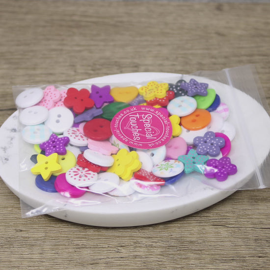 100 Mixed Wooden & Acrylic Buttons