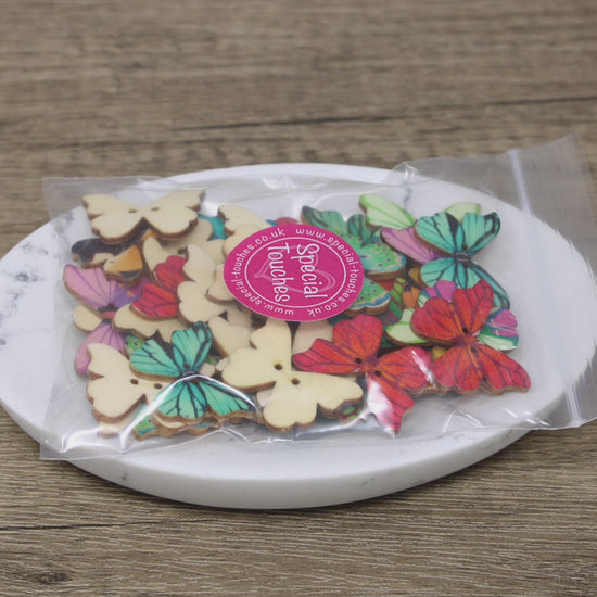 Butterfly 40 Mixed Floral Flower & Butterfly Buttons