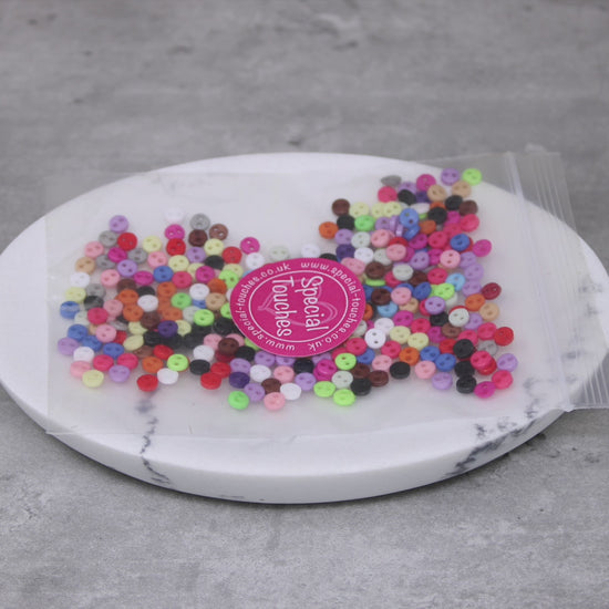 4mm Round Multicoloured Resin Buttons - Pack of 300
