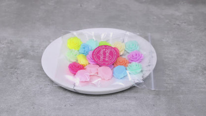 Add a touch of timeless elegance to your crafting endeavors with these shabby chic resin rose flatbacks. With an intricately detailed design and a delightful rose shape, these flatbacks are an essential addition to any creative project.
