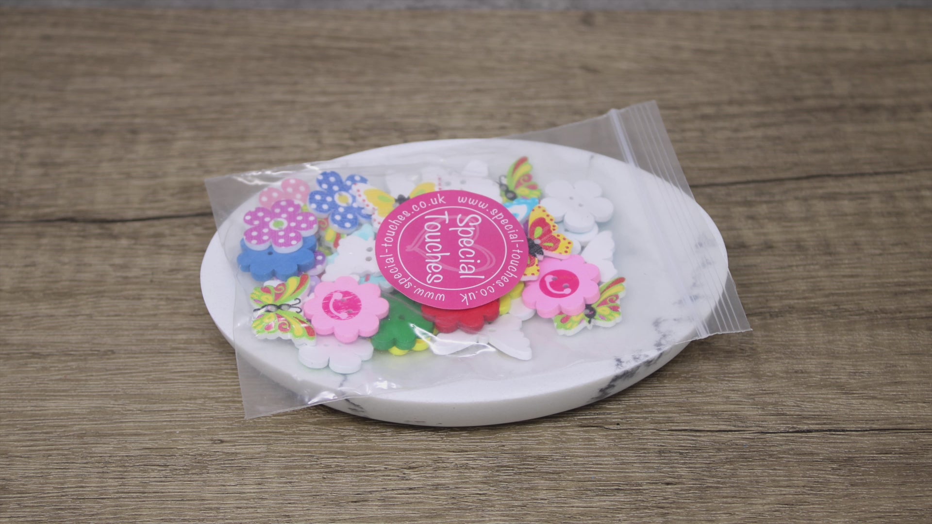 Flower & Butterfly 40 Mixed Bright Flower & Butterfly Buttons