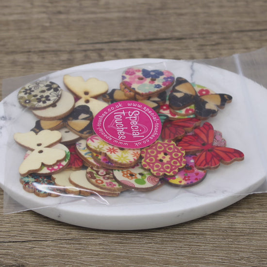 Mixed 40 Mixed Floral Flower & Butterfly Buttons