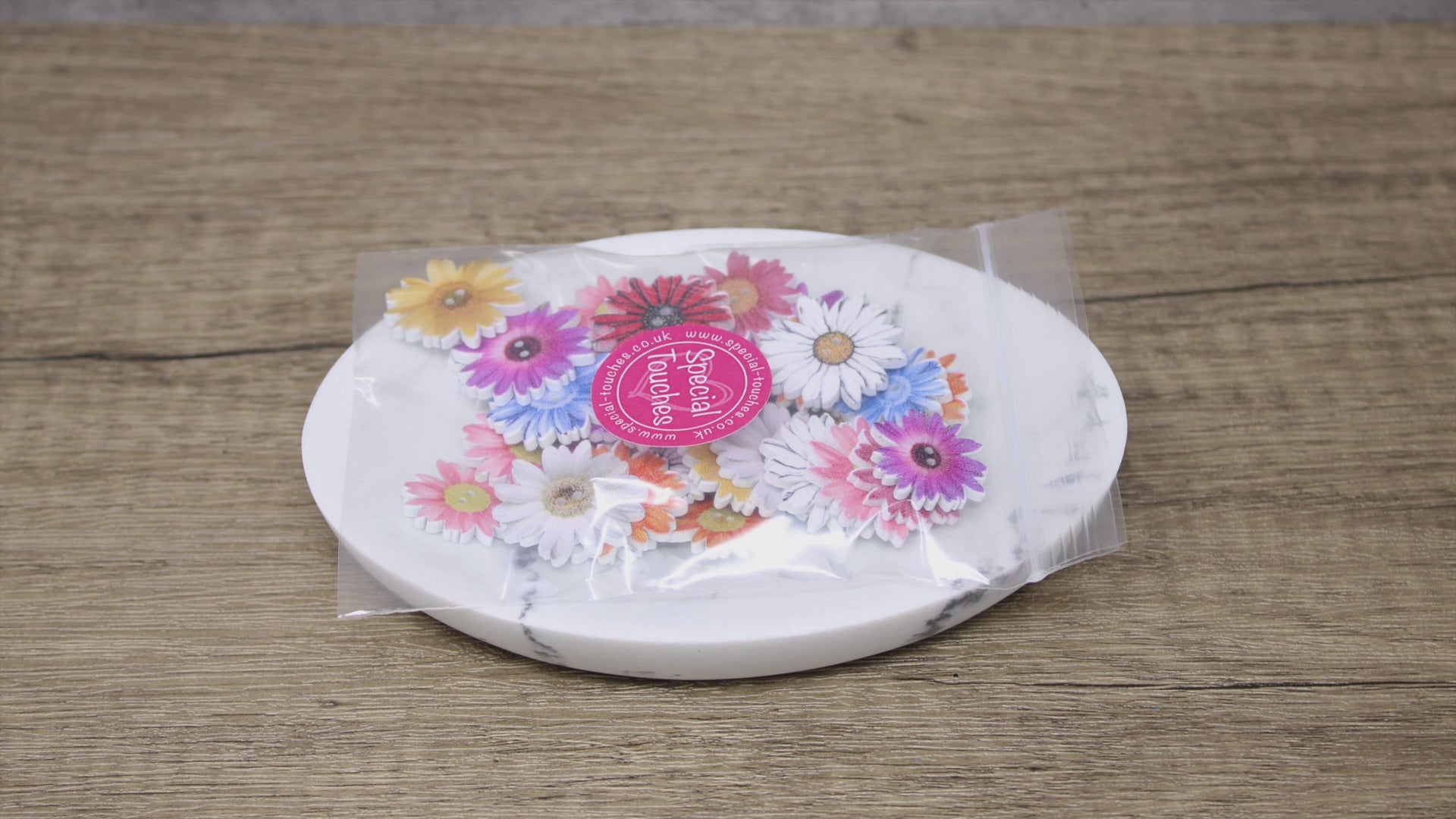 Daisy 40 Mixed Bright Flower & Butterfly Buttons