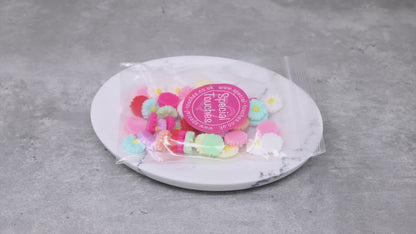 13mm Daisy Flatbacks - Pack of 45